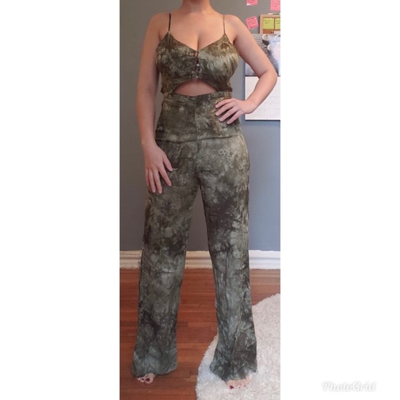 Jumpsuit - Picture 1 of 11